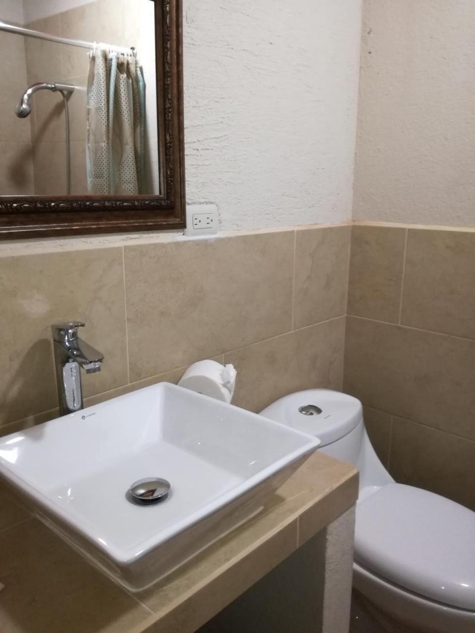 Hotel Mansion Del Rey Антигуа-Гватемала Экстерьер фото