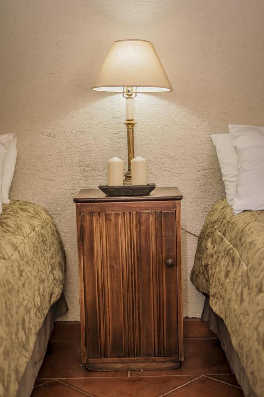Hotel Mansion Del Rey Антигуа-Гватемала Экстерьер фото