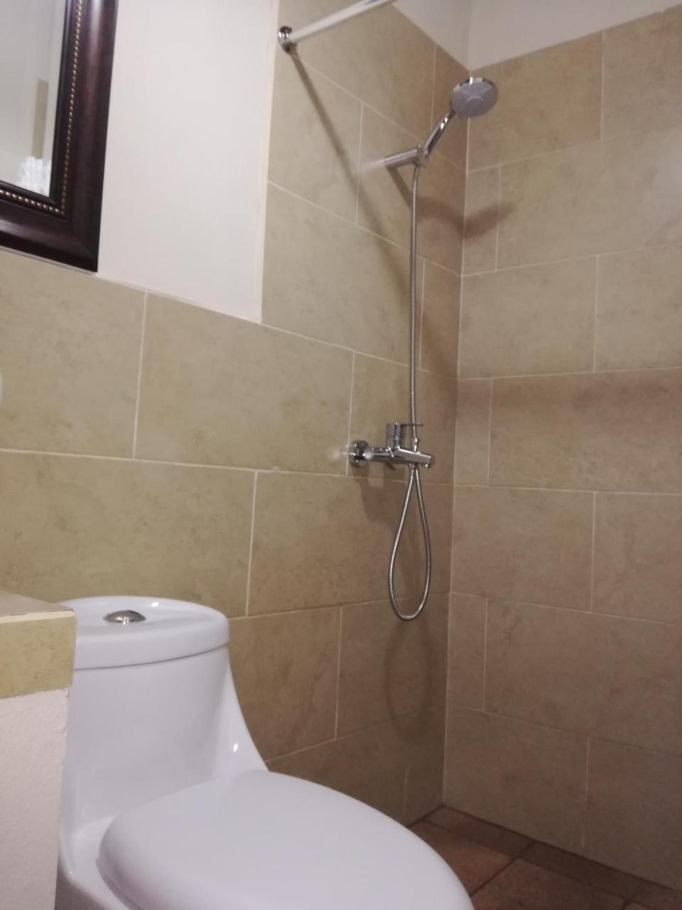 Hotel Mansion Del Rey Антигуа-Гватемала Экстерьер фото