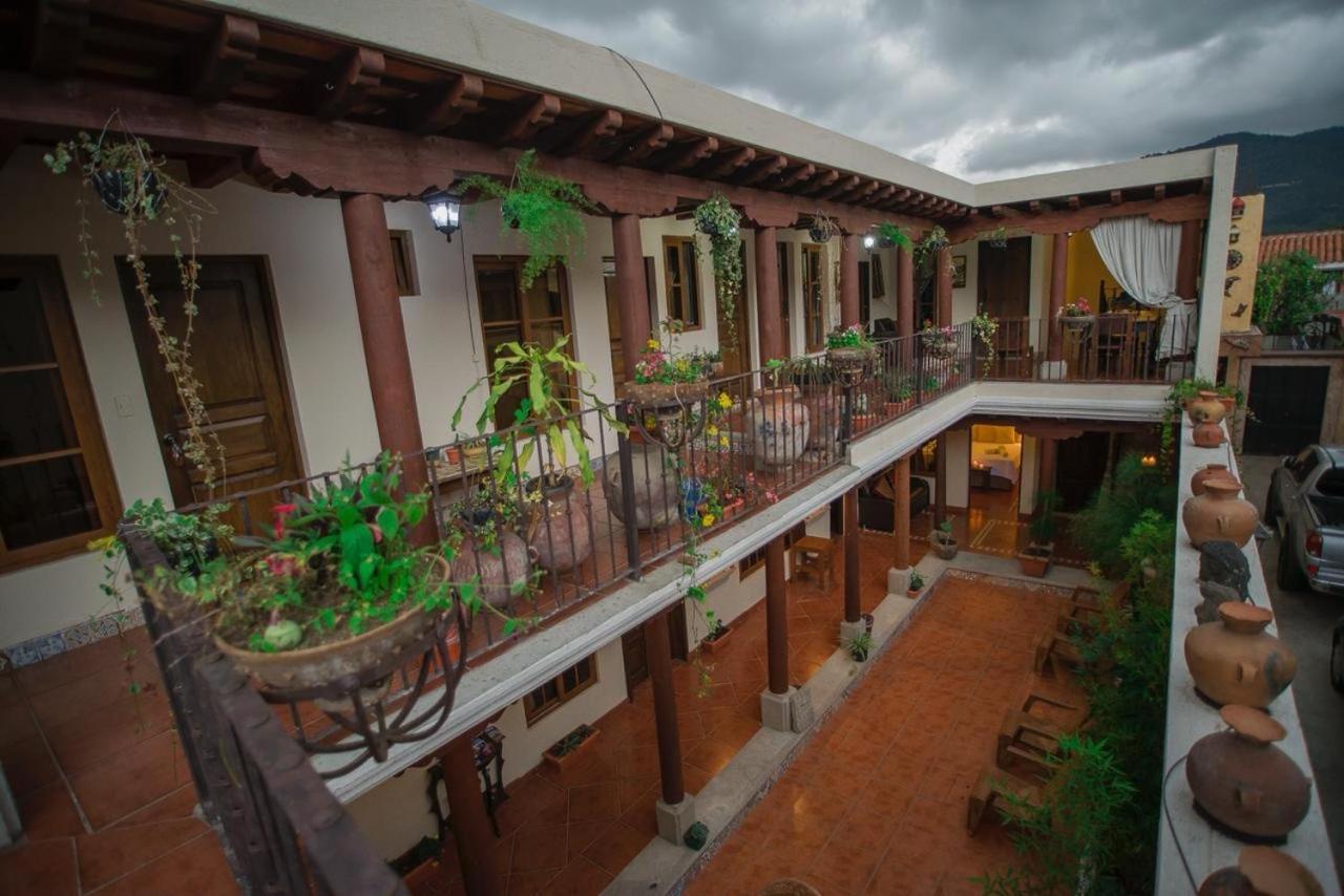 Hotel Mansion Del Rey Антигуа-Гватемала Экстерьер фото